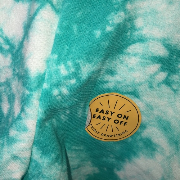 Cat & Jack Toddler Tie Dye Shorts - Picture 4 of 4